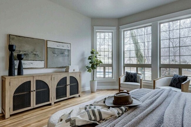 Building Photo - Beautiful home perfect for entertaining