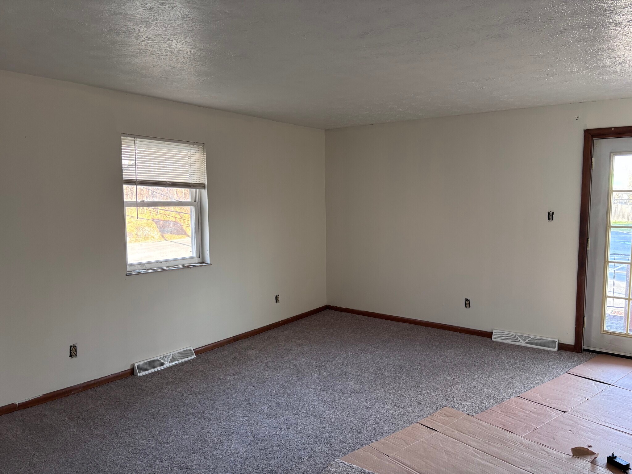 Building Photo - 102 Saint John St