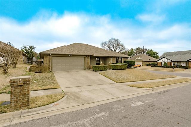 Building Photo - 3100 Green Country Ct