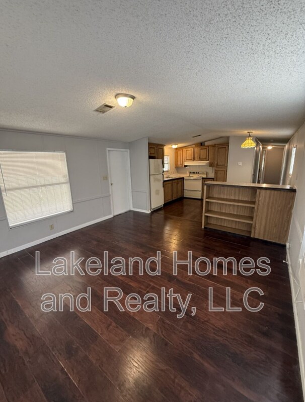 Building Photo - 2906 Rossi Ln