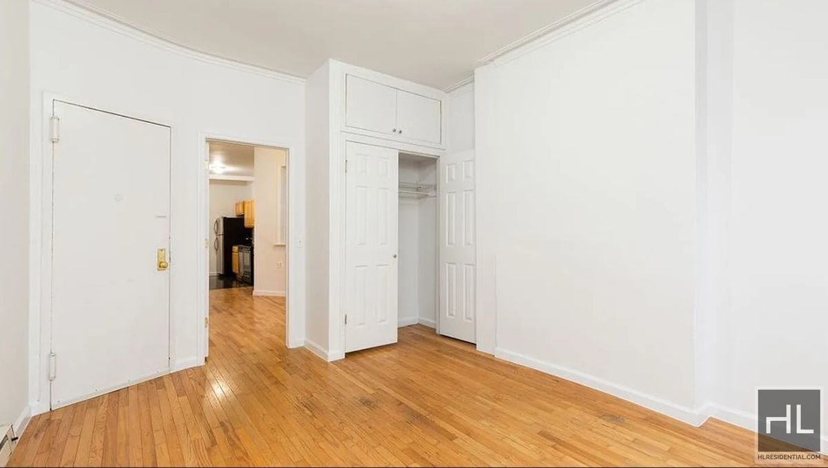 Building Photo - 21 Adelphi St