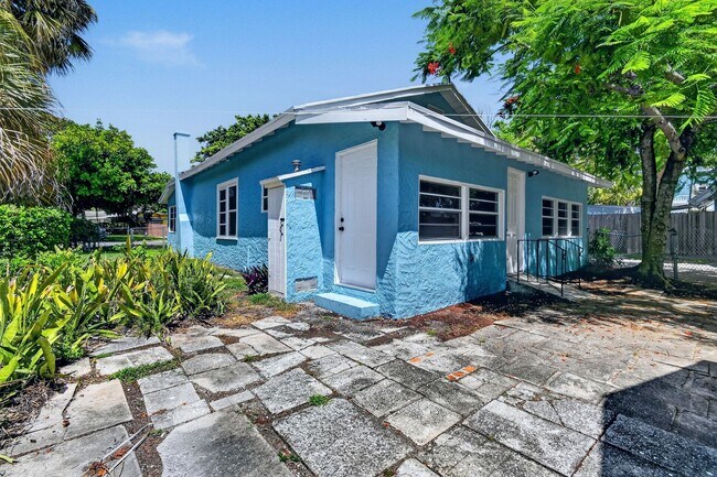 Building Photo - 3714 Morton Ave
