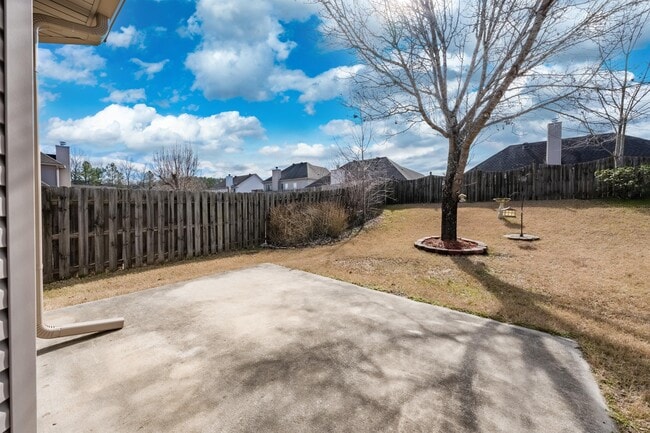 Building Photo - 2520 Stonecreek Trail