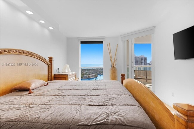 Building Photo - 21055 Yacht Club Dr