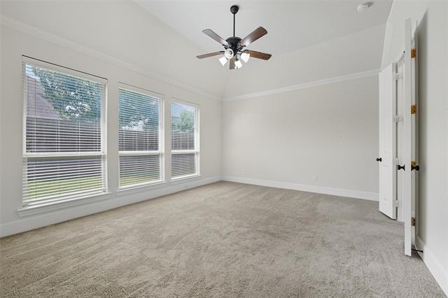 Building Photo - 447 Dry Canyon Dr
