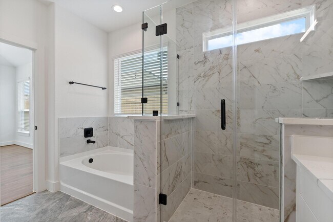 Building Photo - 2759 Sunny Briar Dr