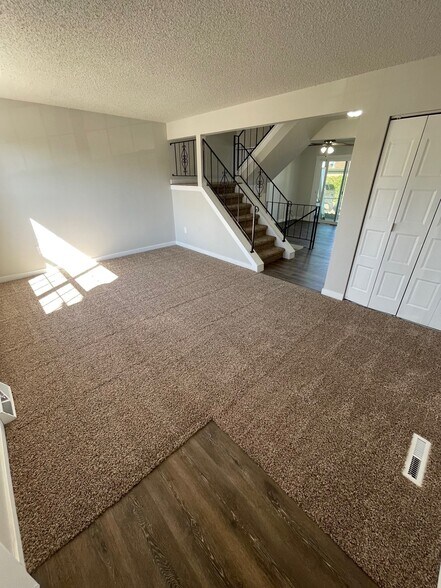 Building Photo - 16749 E 13th Ave