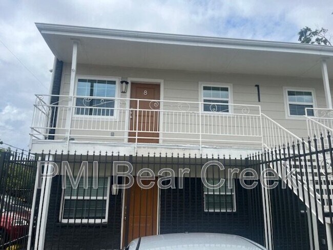 Primary Photo - 1824 Thonig Rd