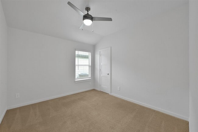 Building Photo - 14213 Wonder Lake Ln