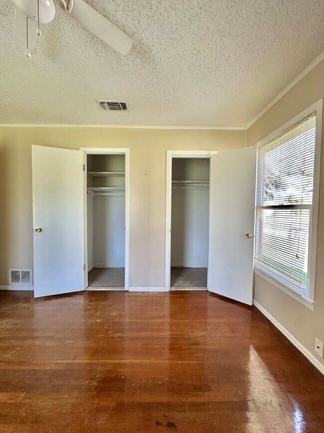 Building Photo - COMING SEPTEMBER 2026 | Cute 3-Bedroom Home in College Hills!