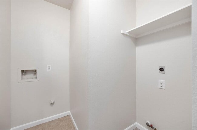 Building Photo - 16103 Purpleridge Ct