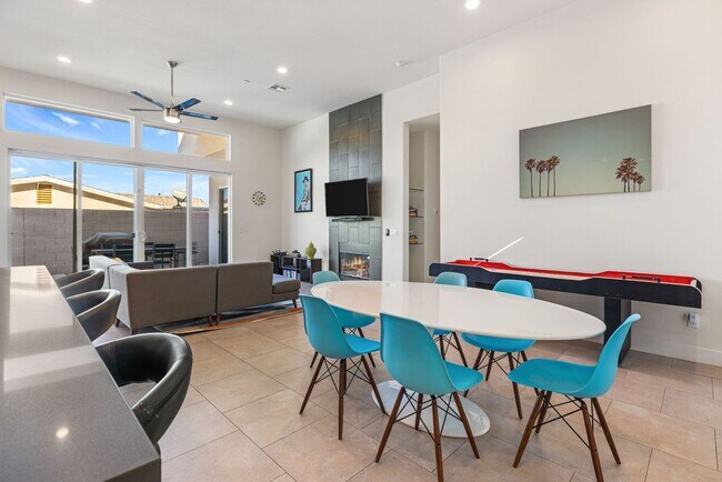 Building Photo - Pool Home in La Quinta Cove