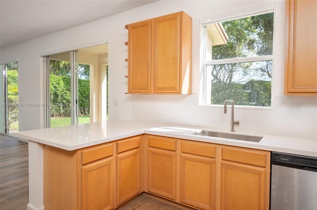 Building Photo - 19282 Seneca Ave