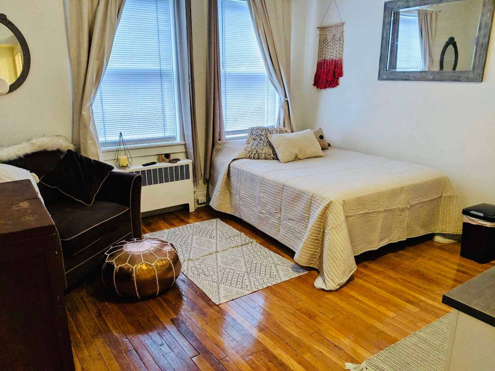 Building Photo - 108 2nd St SW