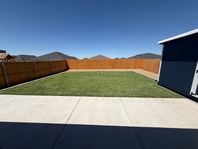 Building Photo - 6412 Lewisville Ln