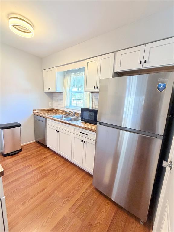 Building Photo - 1140 83rd Ave N