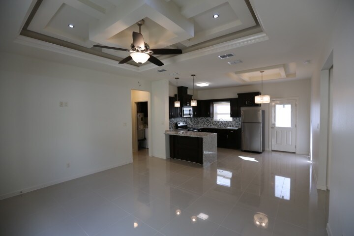 Building Photo - 904 Myrtle Beach Ave