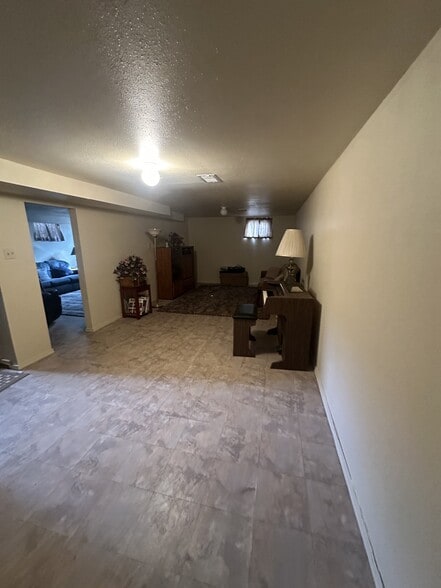 Building Photo - 6542 Teller St