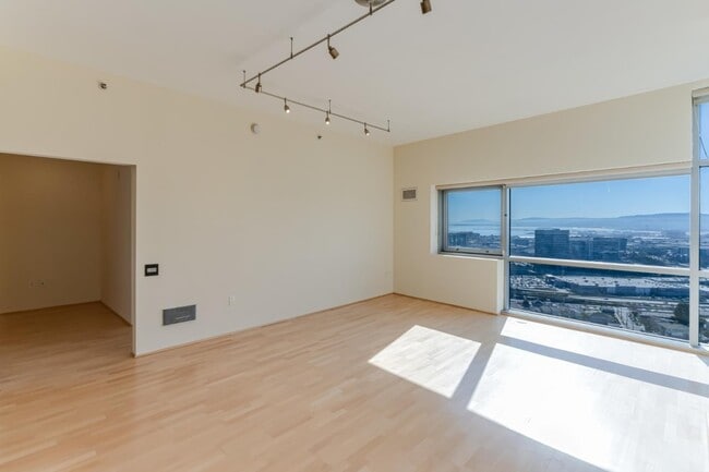 Building Photo - 1 CA-1
