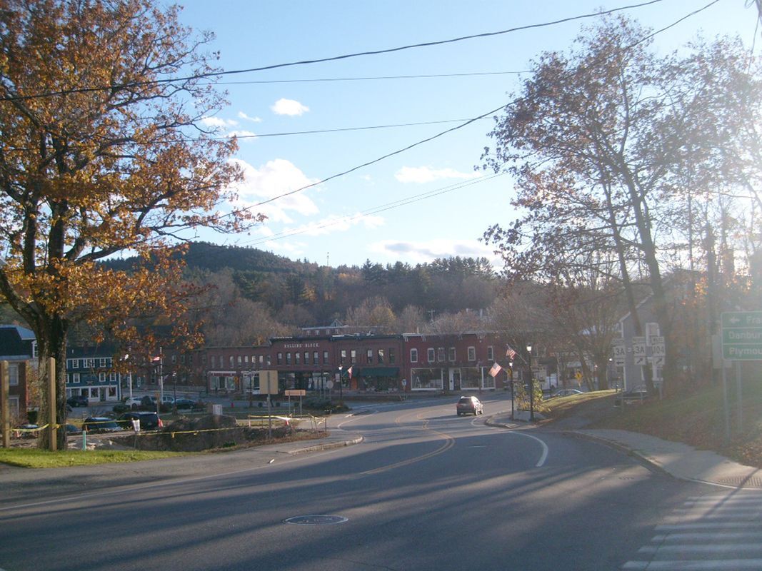 Building Photo - 25 School St