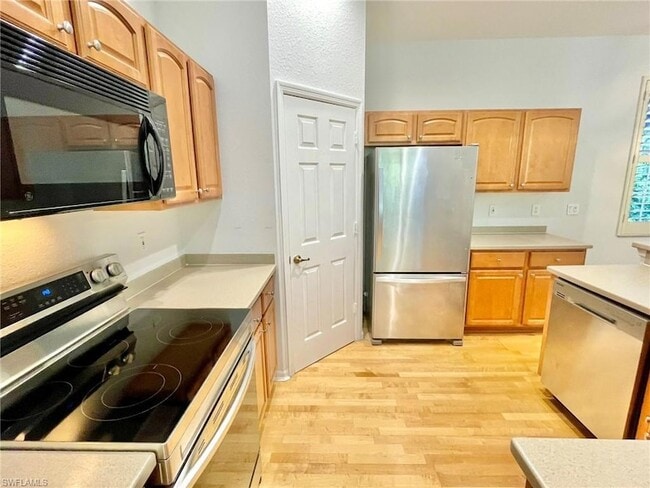 Building Photo - 6171 Lancewood Way