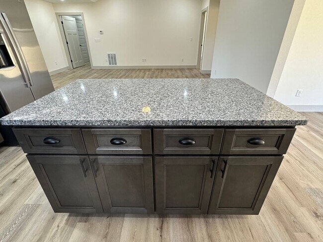 Building Photo - BRAND NEW 3 Bed 2 Bath in WAYNESVILLE - FOR RENT