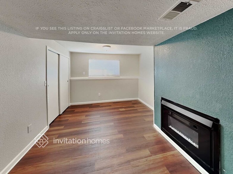 Building Photo - 4373 S Beech Way