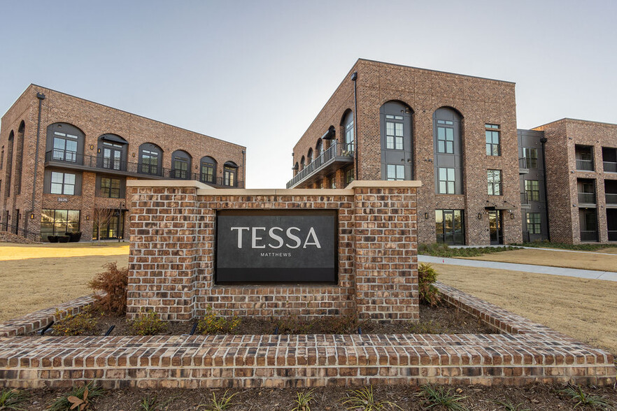 Building Photo - Tessa Matthews Apartments and Townhomes