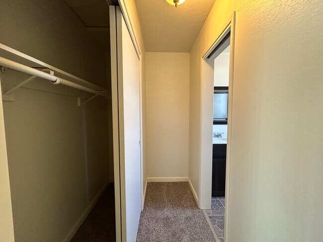 Building Photo - 2213 N Cirby Way