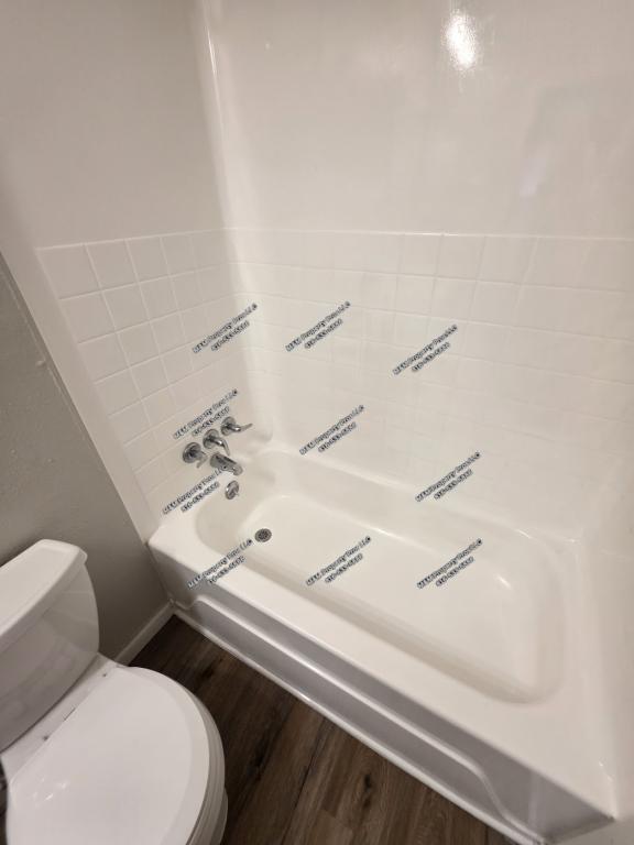 Building Photo - 408 NE Westwind Dr