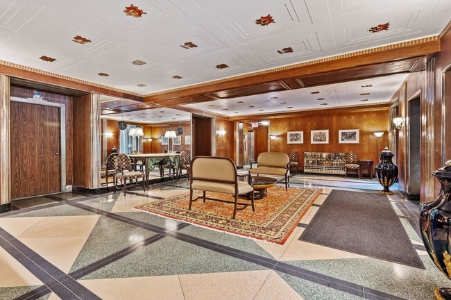 Building Photo - The Royal York Apartments