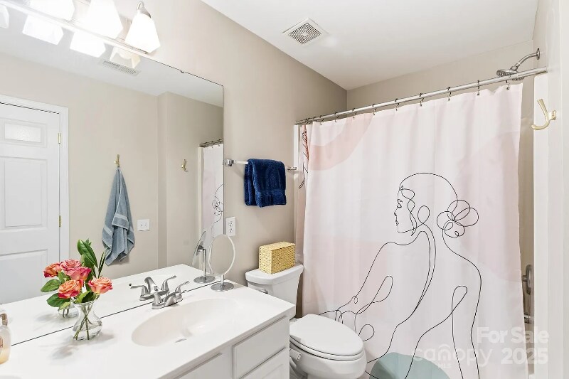 Building Photo - 6728 Rothchild Dr