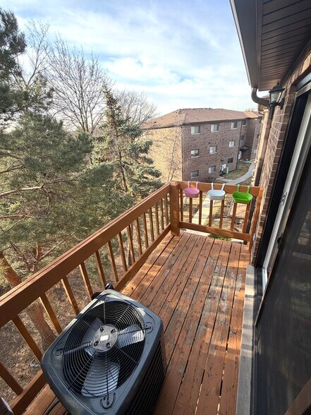 Building Photo - 2234 Abbeywood Dr