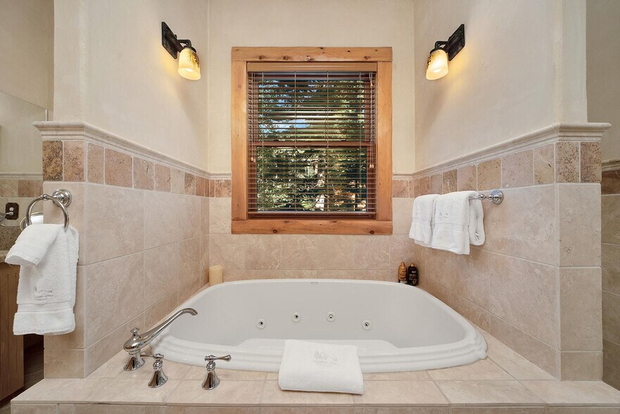 Building Photo - 162 San Joaquin Rd