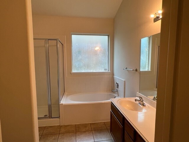 Building Photo - 2134 Thorn Berry Creek Ln