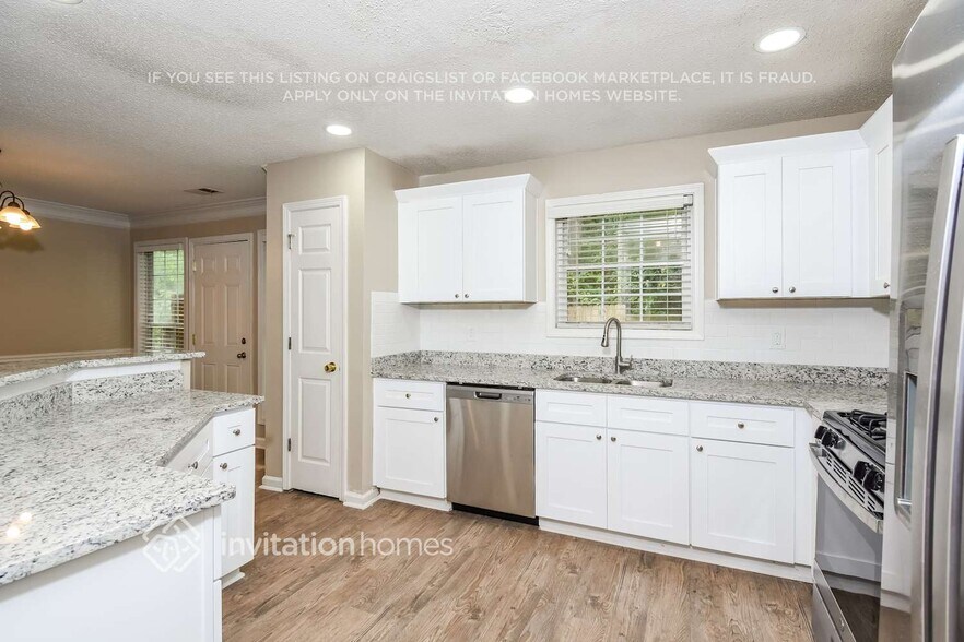 Building Photo - 940 Twin Brook Ct NW