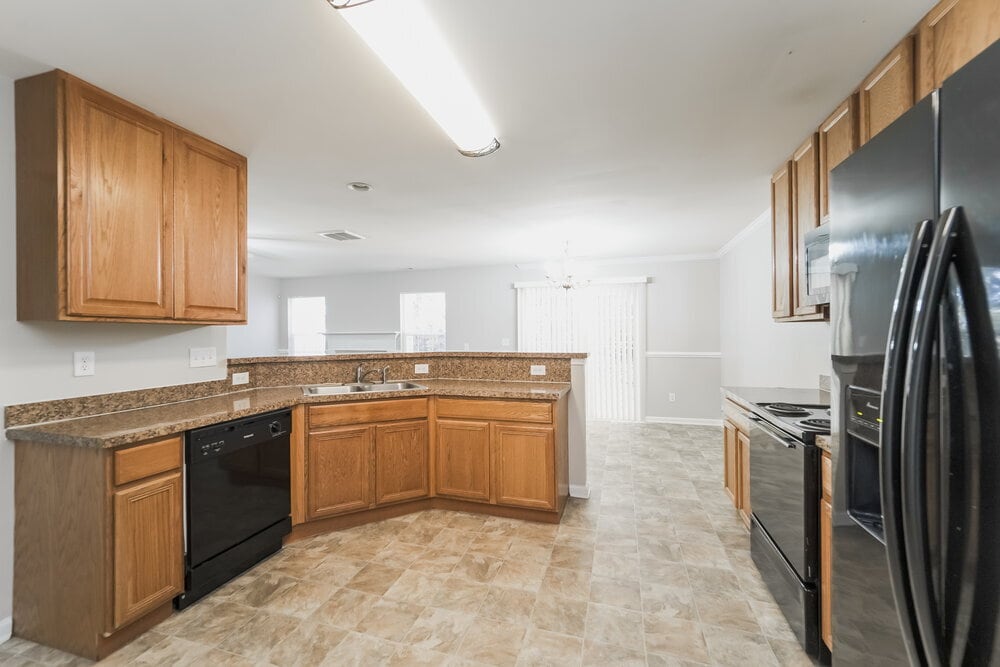 Building Photo - 7950 Bristle Ln