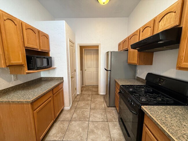 Building Photo - 4238 Trillium Dr