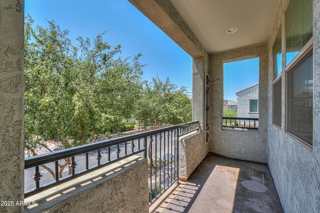 Building Photo - 1665 E Dogwood Ln