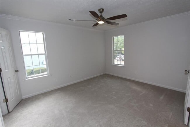 Building Photo - 5577 Clover Rise Ln