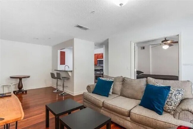 Building Photo - Orlando - 3 Bedrooms, 2 Bathrooms – $1,595.00