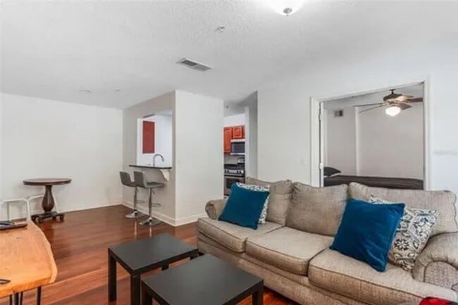 Building Photo - Orlando - 3 Bedrooms, 2 Bathrooms – $1,695.00
