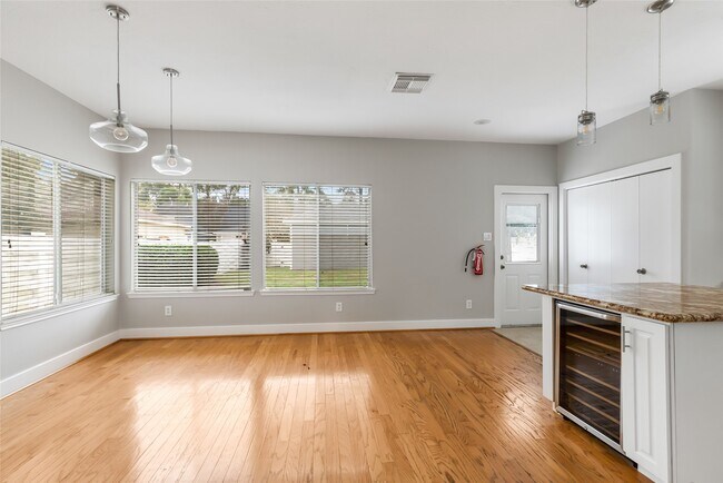 Building Photo - 18631 Atasca Oaks Dr