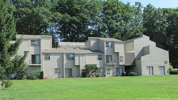 Building Photo - 38280 North Ln