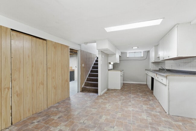 Building Photo - 4669 17th St