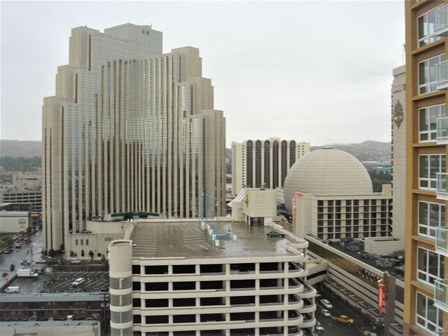 Building Photo - At the Montage!!! 1 bedroom 1 bath luxury ...