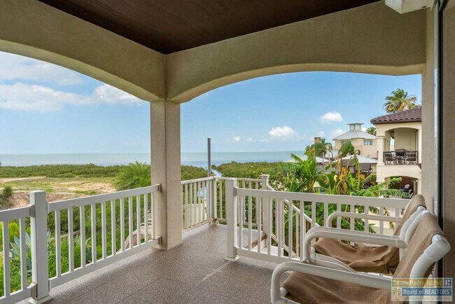 Building Photo - 133 Oleander Dr