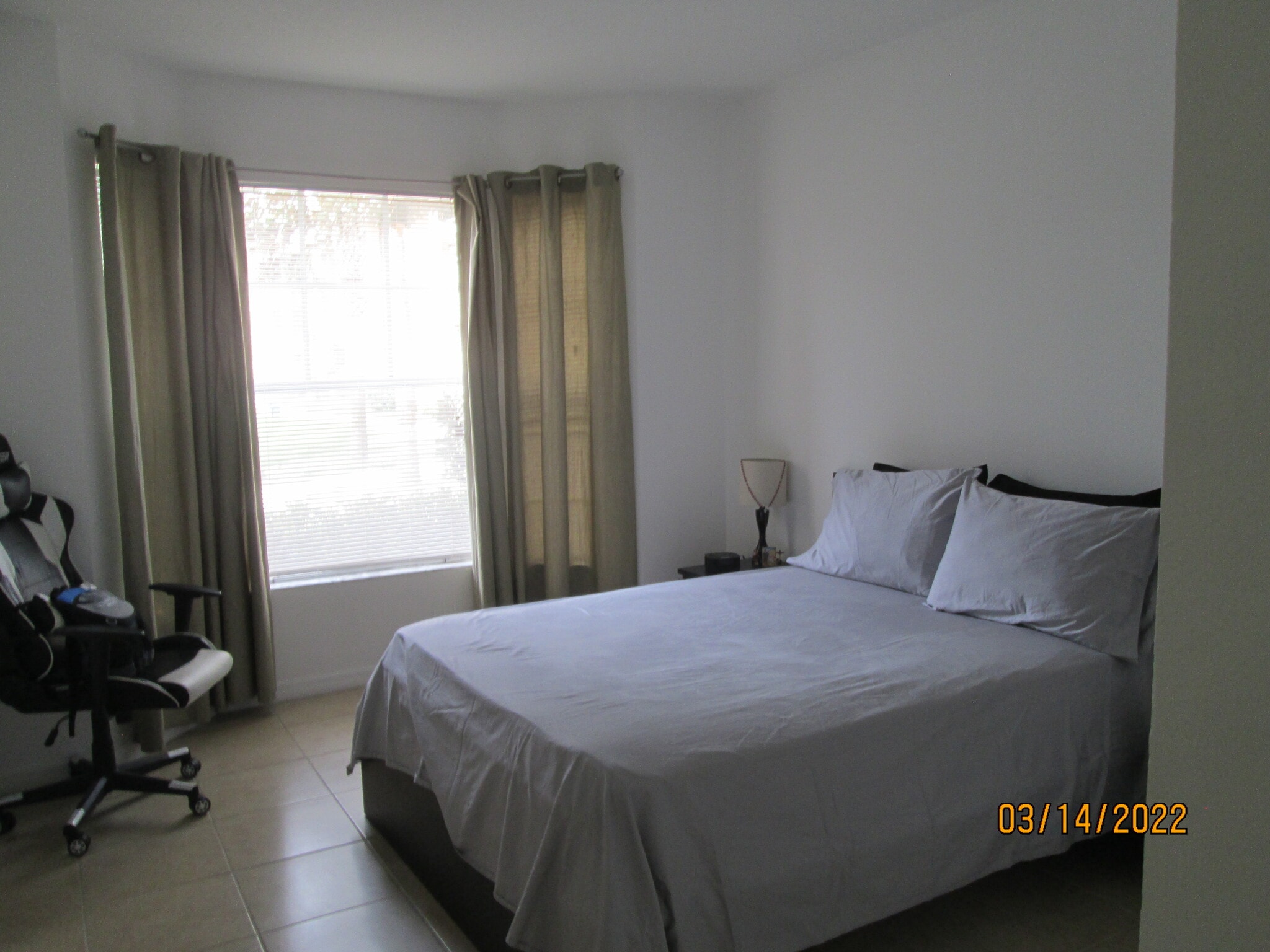 Master Bedroom - 5554 Metrowest Blvd