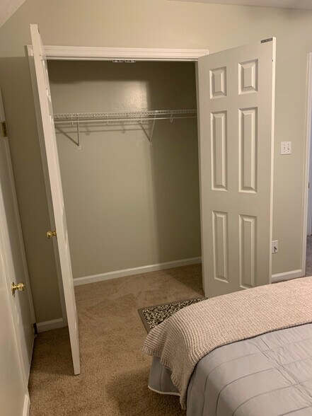 Building Photo - 7788 Pintail Dr