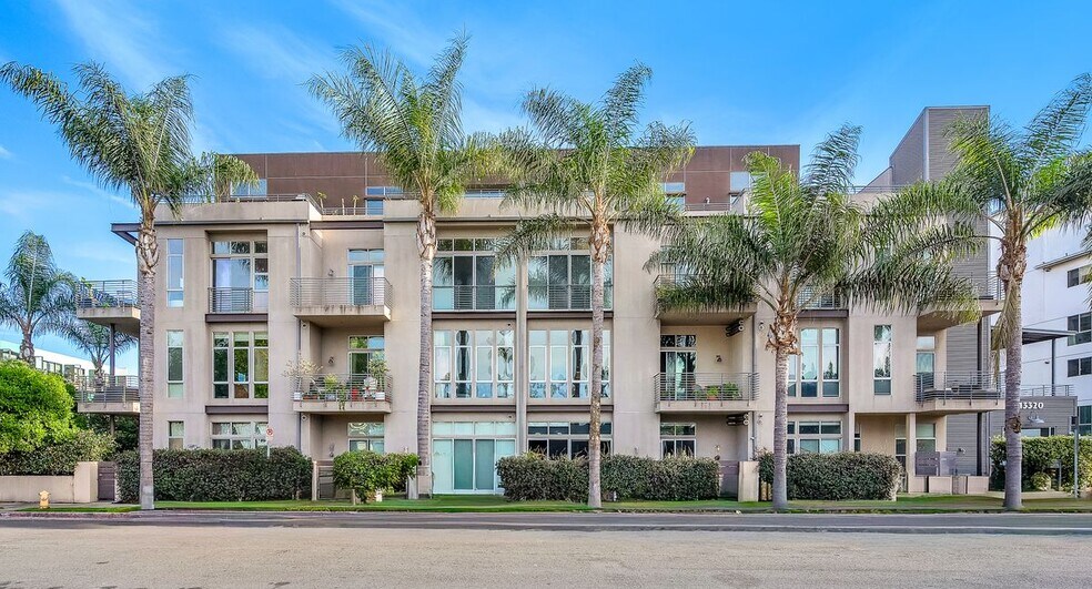 Building Photo - 13320 Beach 202 BCH